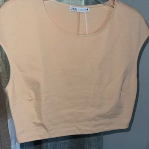 Brand new Zara cream crop top M